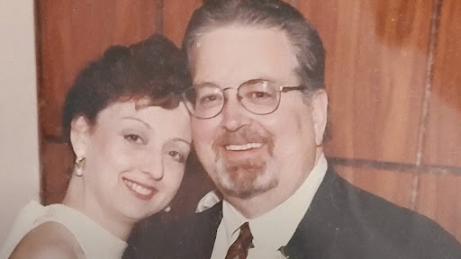 03 Hess Couple
