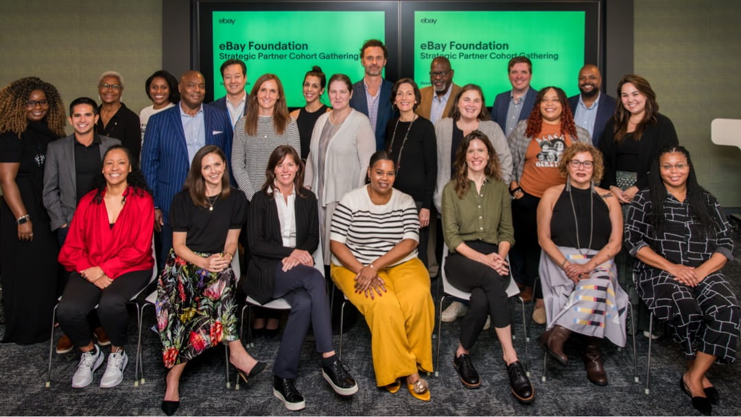 Group of Global Give grantees.