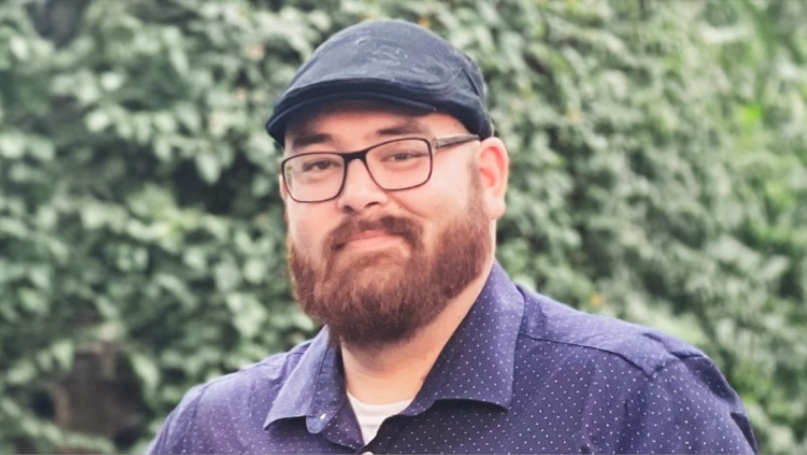 eBay seller Andrew Fuke, owner of MadFindsShop and 2024 Up & Running Grant recipient.