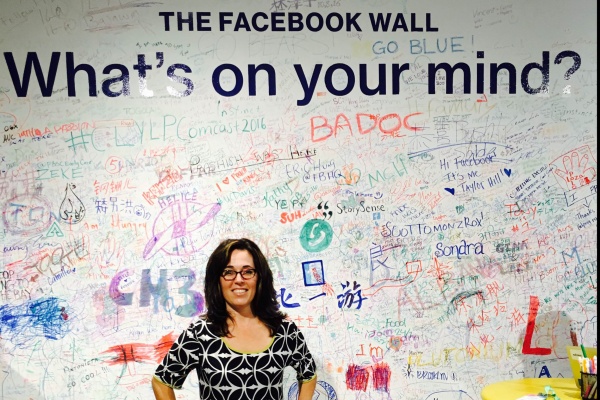 Kellyatfacebook